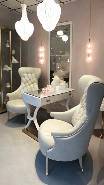 utiliser un aspirateur a ongle